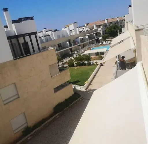 T3 Em Apartamento *